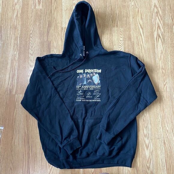 One Direction 10th Anniversary 2010-2020 Signature Printed Hoodie - Picture 2 of 5